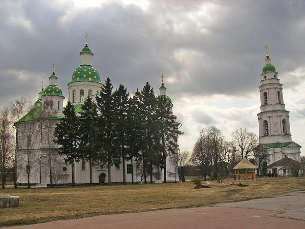 Image - A view of the Mhar Transfiguration Monastery.